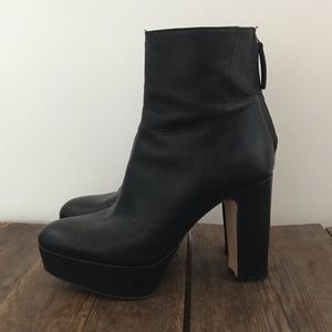 Zara Collection Black high heel booties!